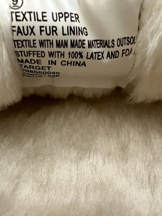 NWT Gillian & O’Malley Gray Plush Slip-On Slippers – Women's Size 9 - Picture 3 of 5